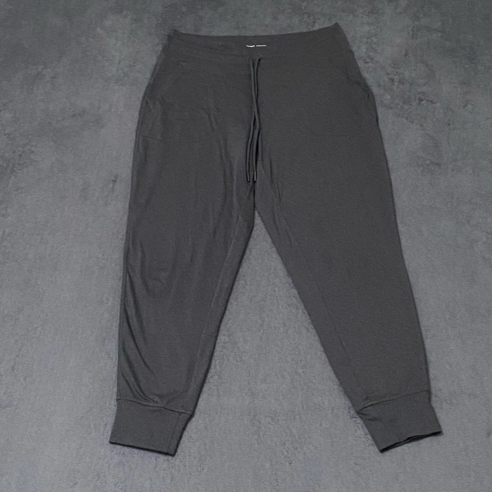 Lole Joggers Womens M Gray Activewear Yoga Sweat Pants Drawstring Pockets Sporty